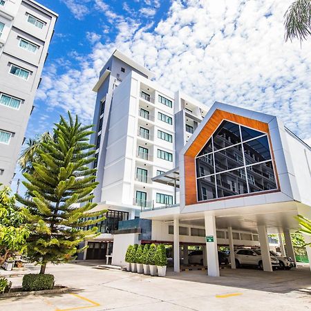 Phavina Hotel Rayong Sha Extra Plus Экстерьер фото