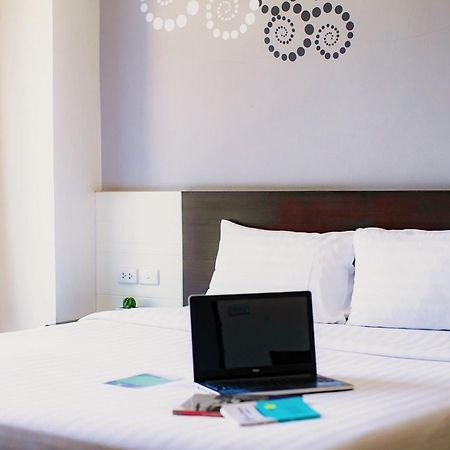 Phavina Hotel Rayong Sha Extra Plus Экстерьер фото