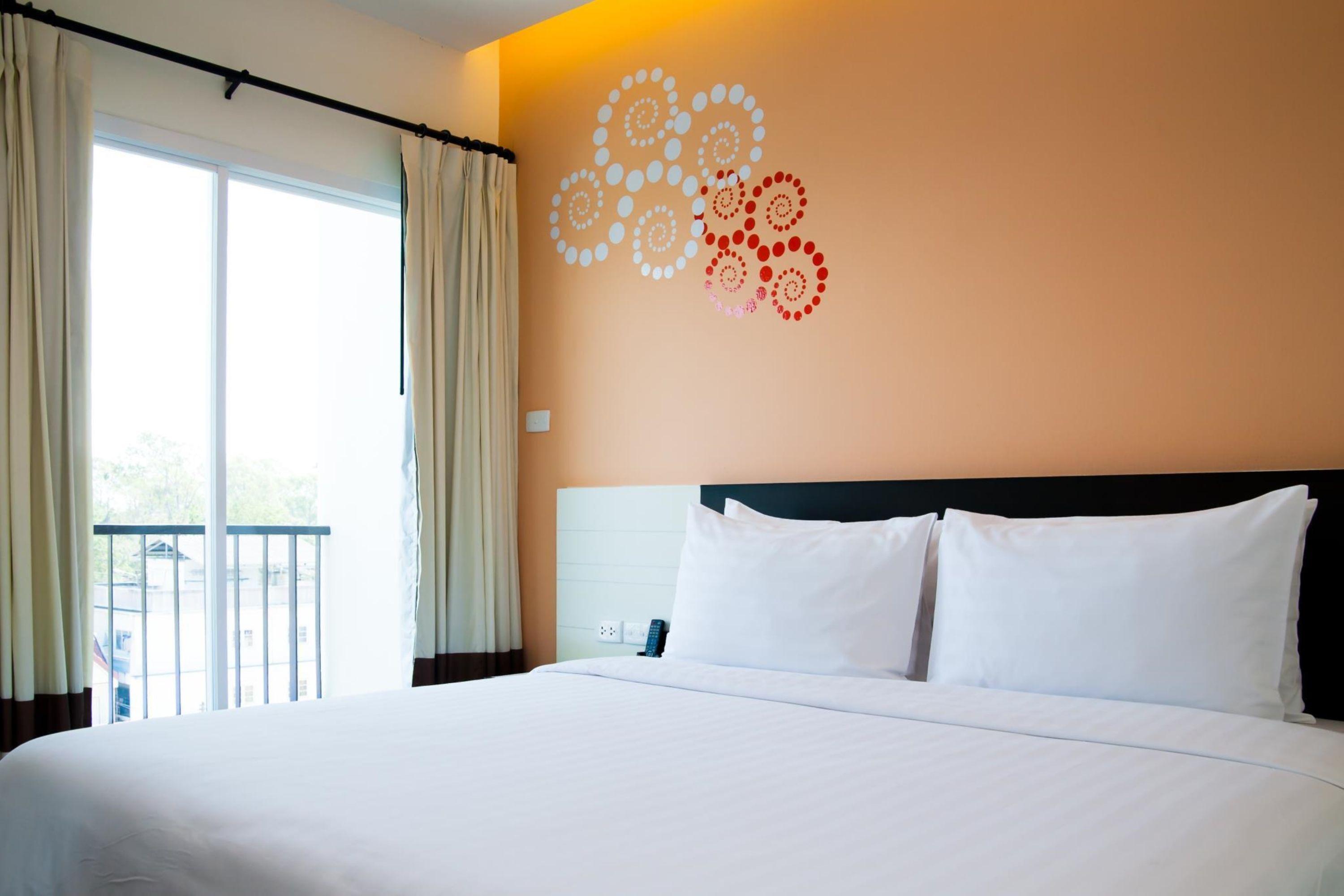Phavina Hotel Rayong Sha Extra Plus Экстерьер фото