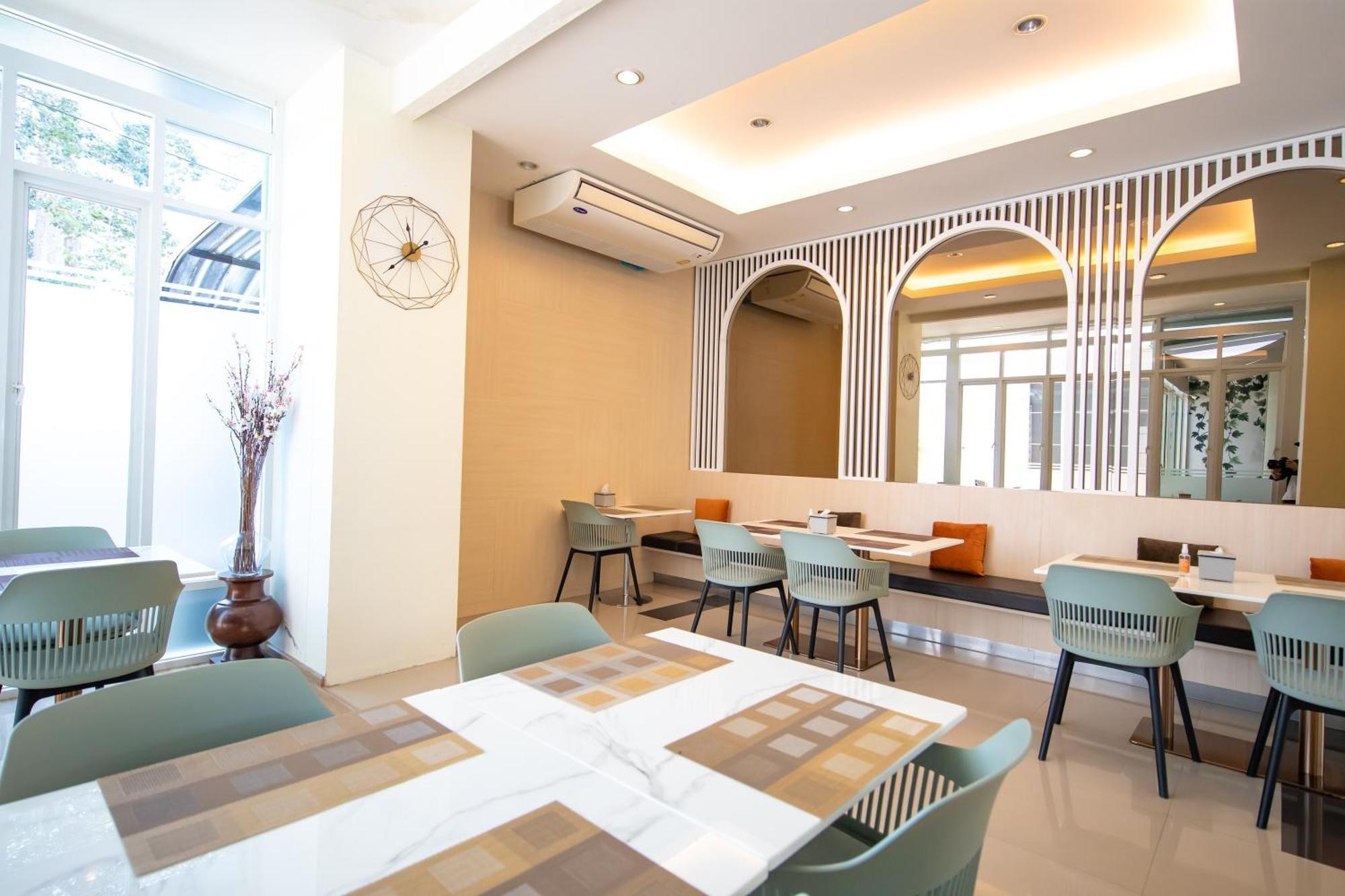 Phavina Hotel Rayong Sha Extra Plus Экстерьер фото