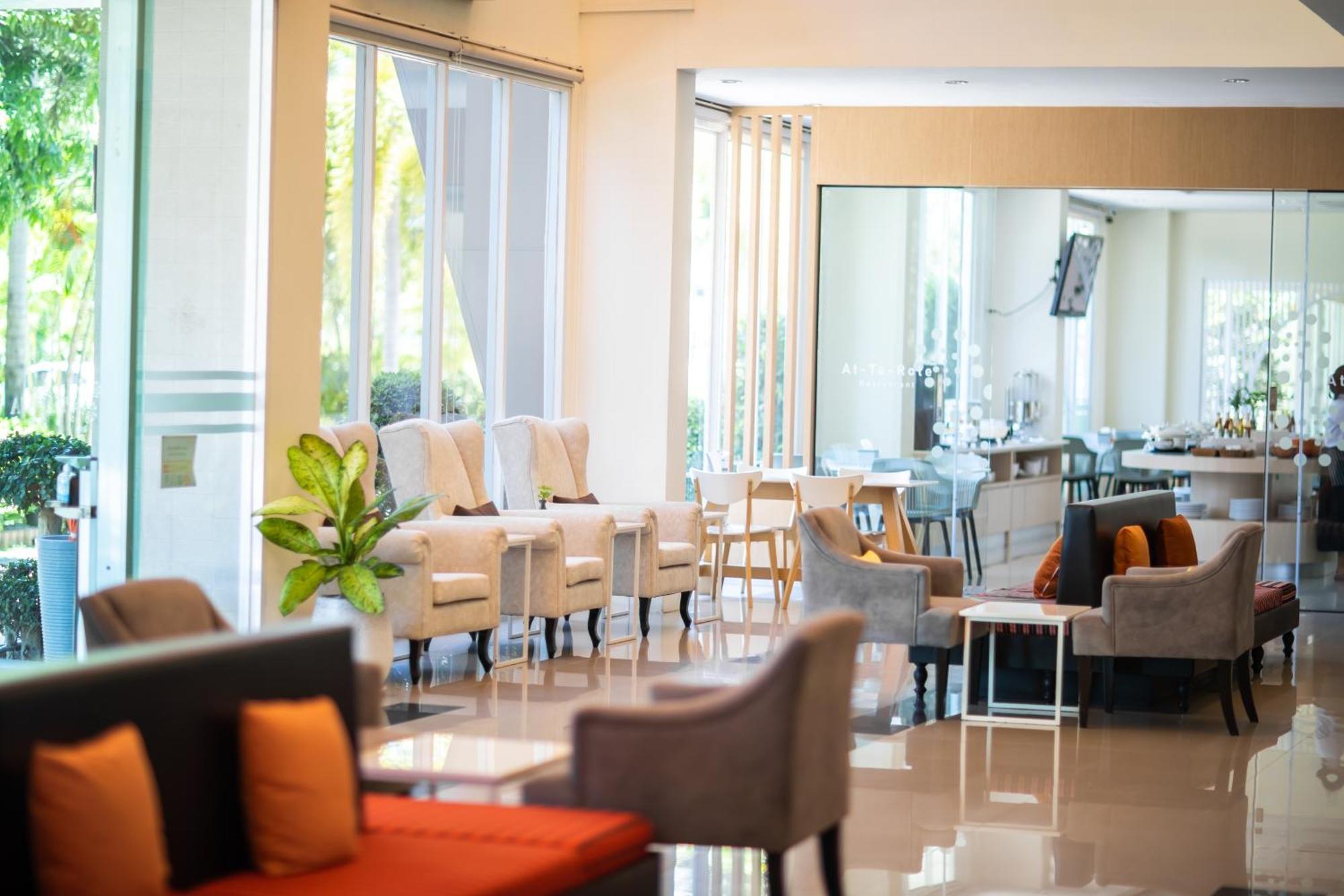 Phavina Hotel Rayong Sha Extra Plus Экстерьер фото