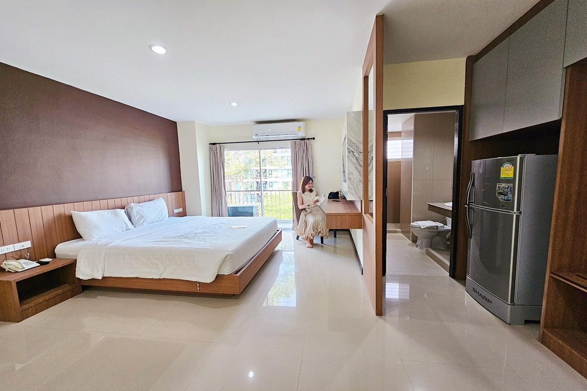 Phavina Hotel Rayong Sha Extra Plus Экстерьер фото